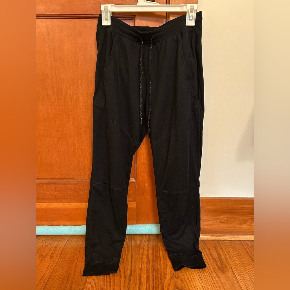 American Eagle joggers